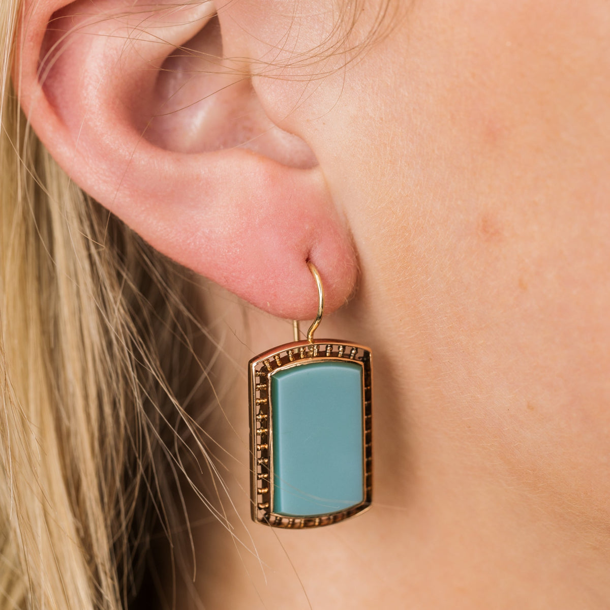 10k yellow gold flat rectangle turquoise bezel set gold detailing dangle vintage estate earrings