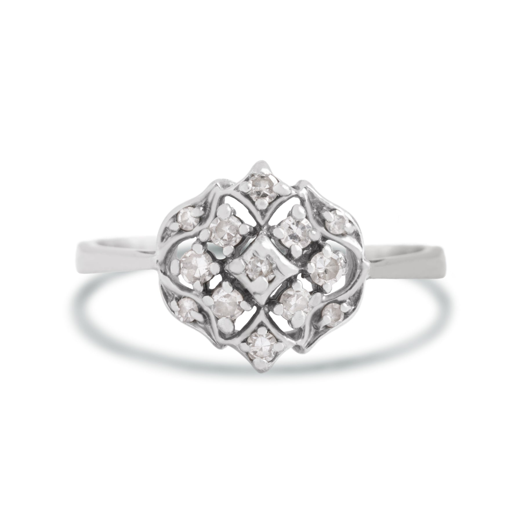 14k white gold diamond cluster estate ring size 7.75