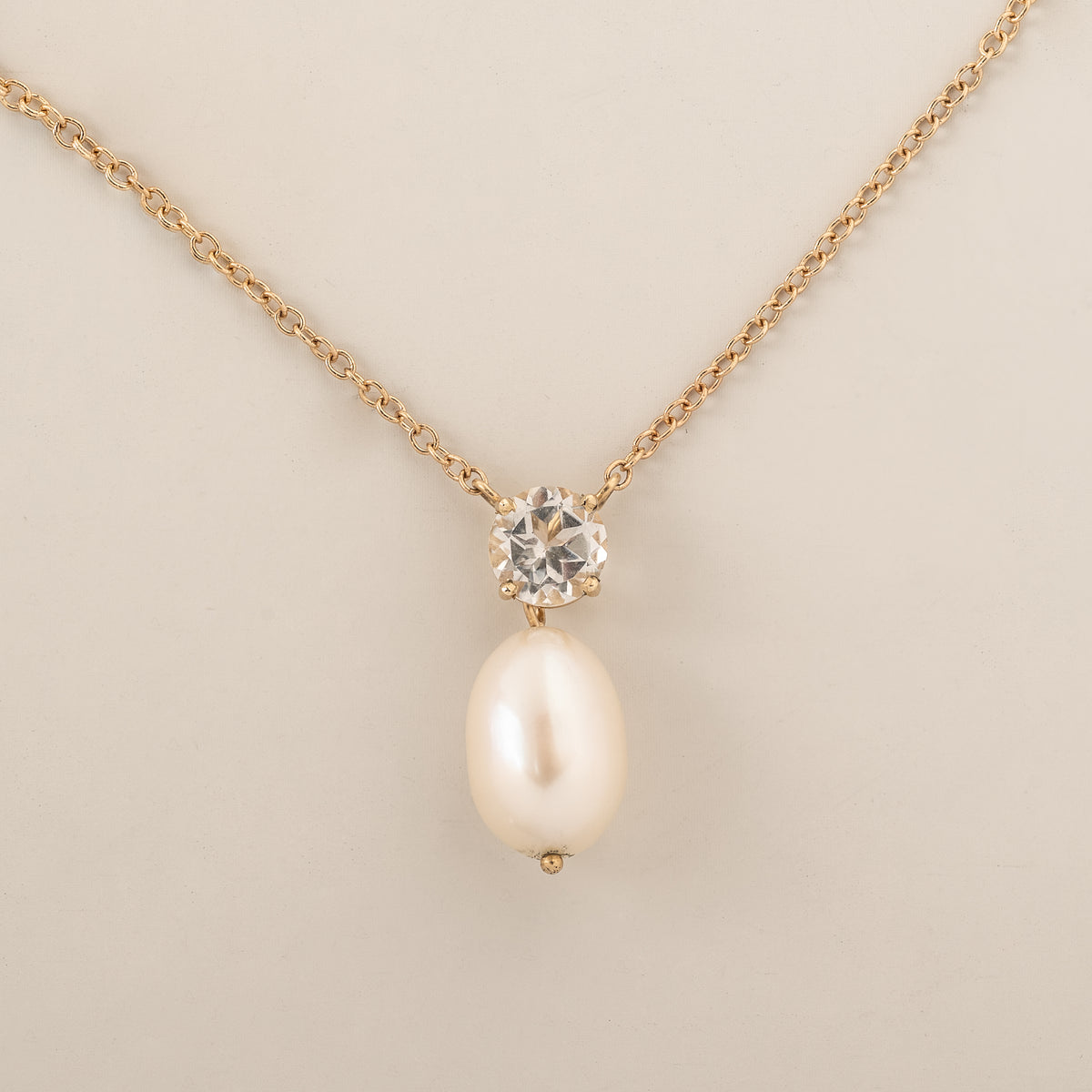 14k yellow gold white topaz pearl pendant necklace