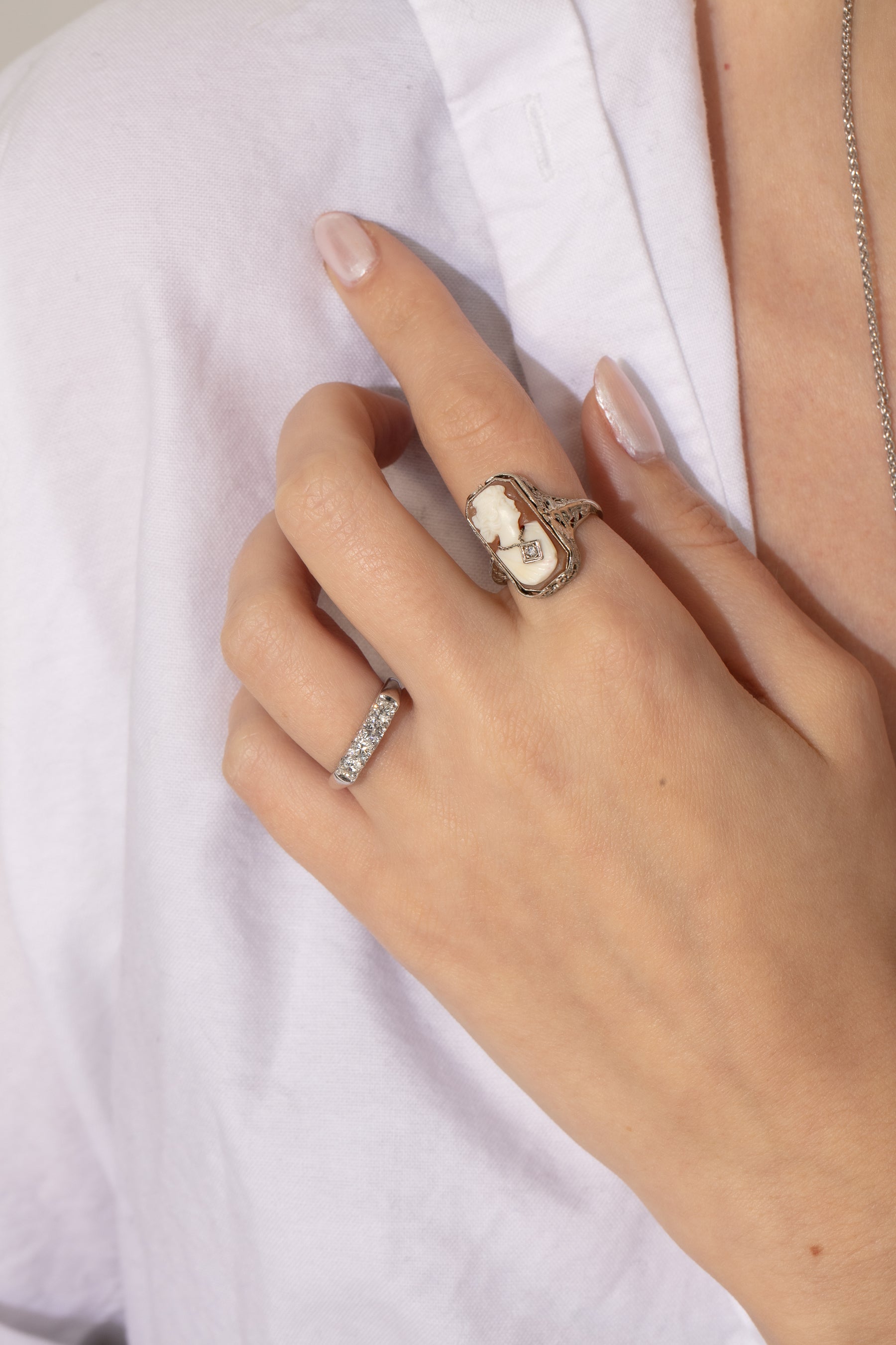 Adelia Ring