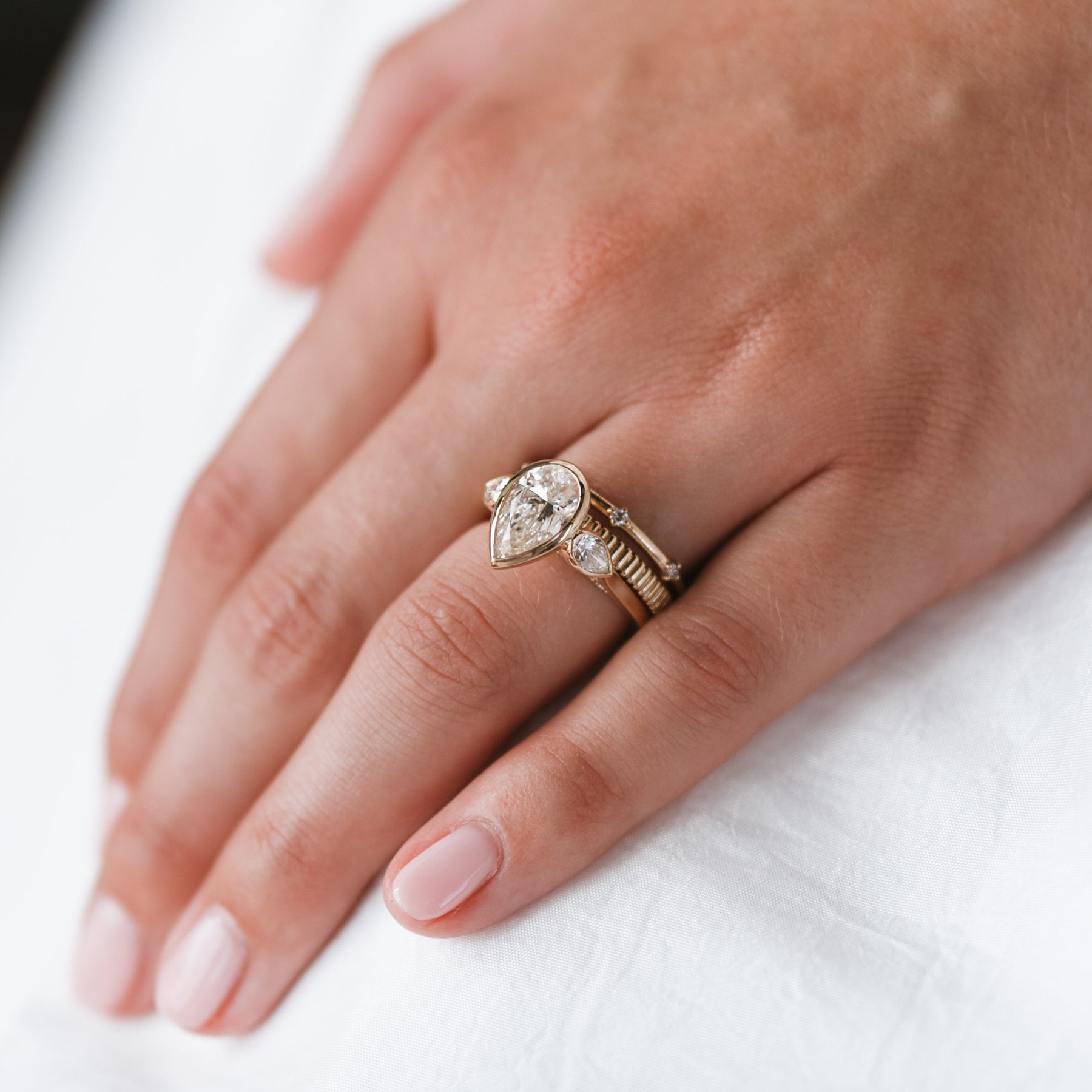2.00ct Pear Lab Grown Diamond Tatum Ring