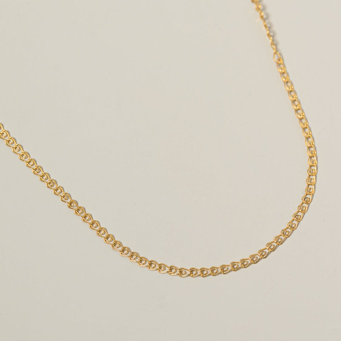 14k yellow gold fancy loopy heart chain bracelet