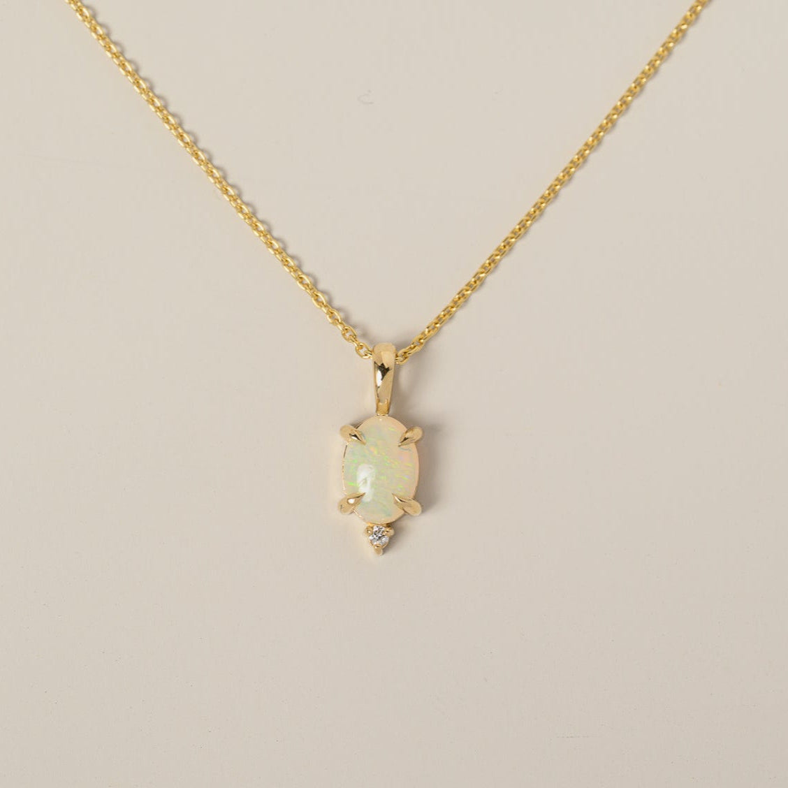 14k yellow gold oval opal with tiny diamond accent pendant necklace 16"