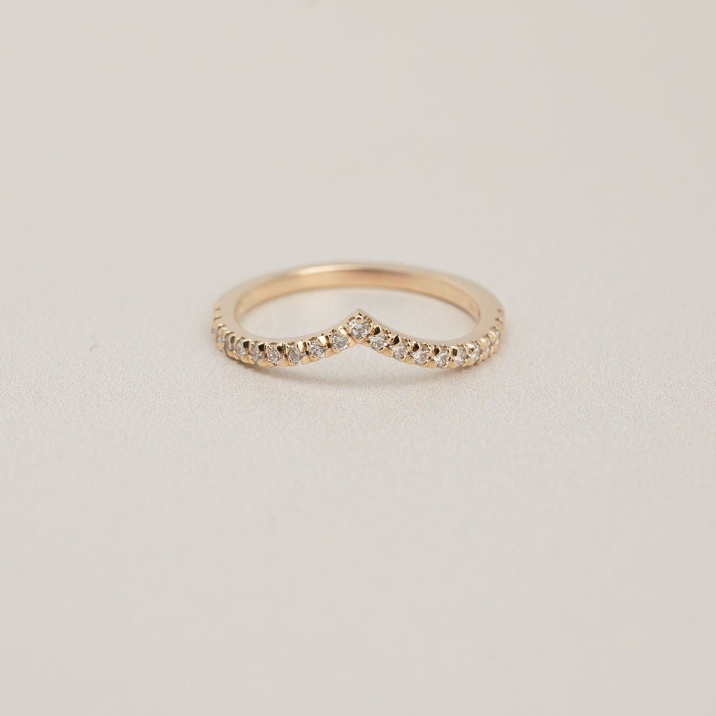 14k gold platinum diamond v contour wedding ring