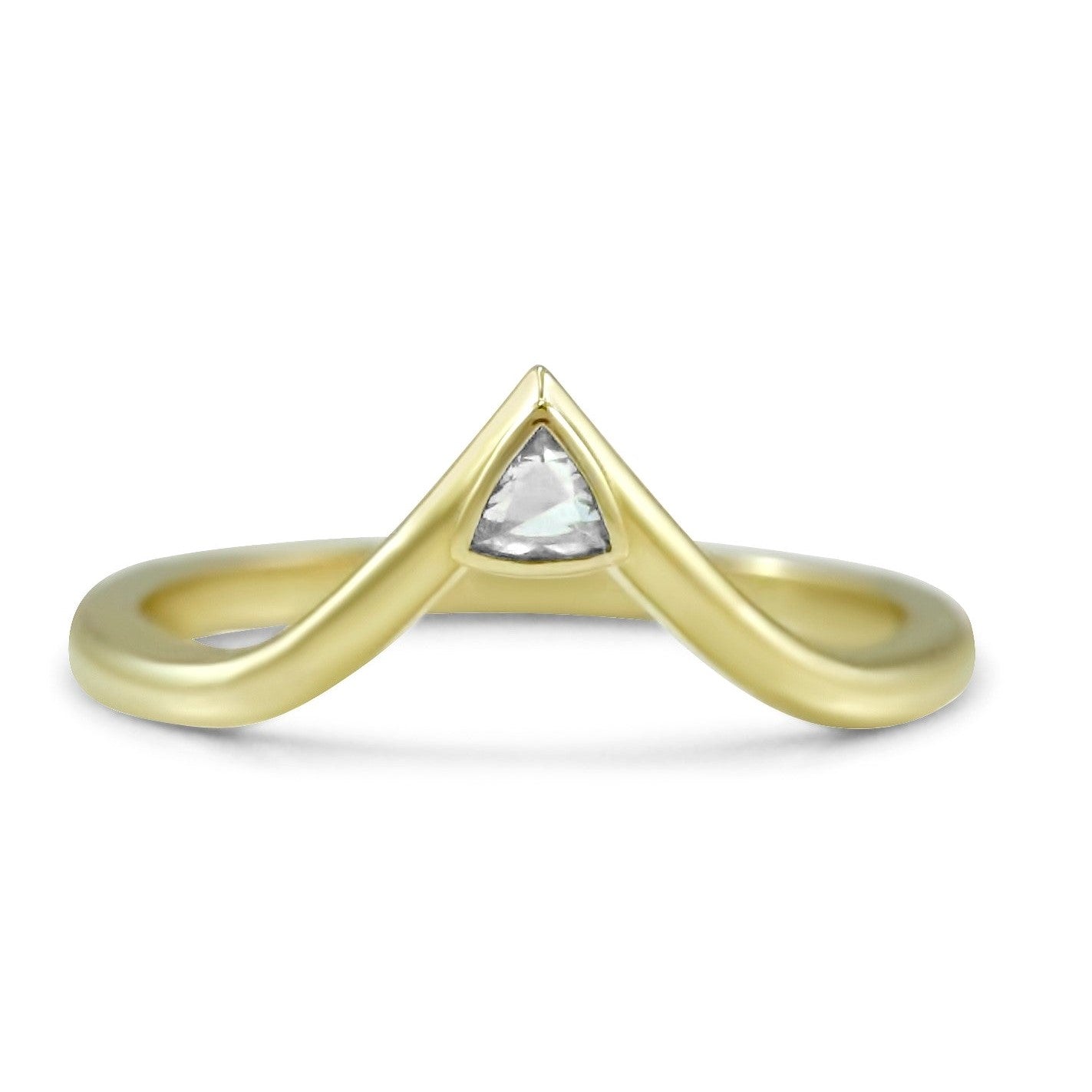 14k yellow gold trillion diamond contour wedding band