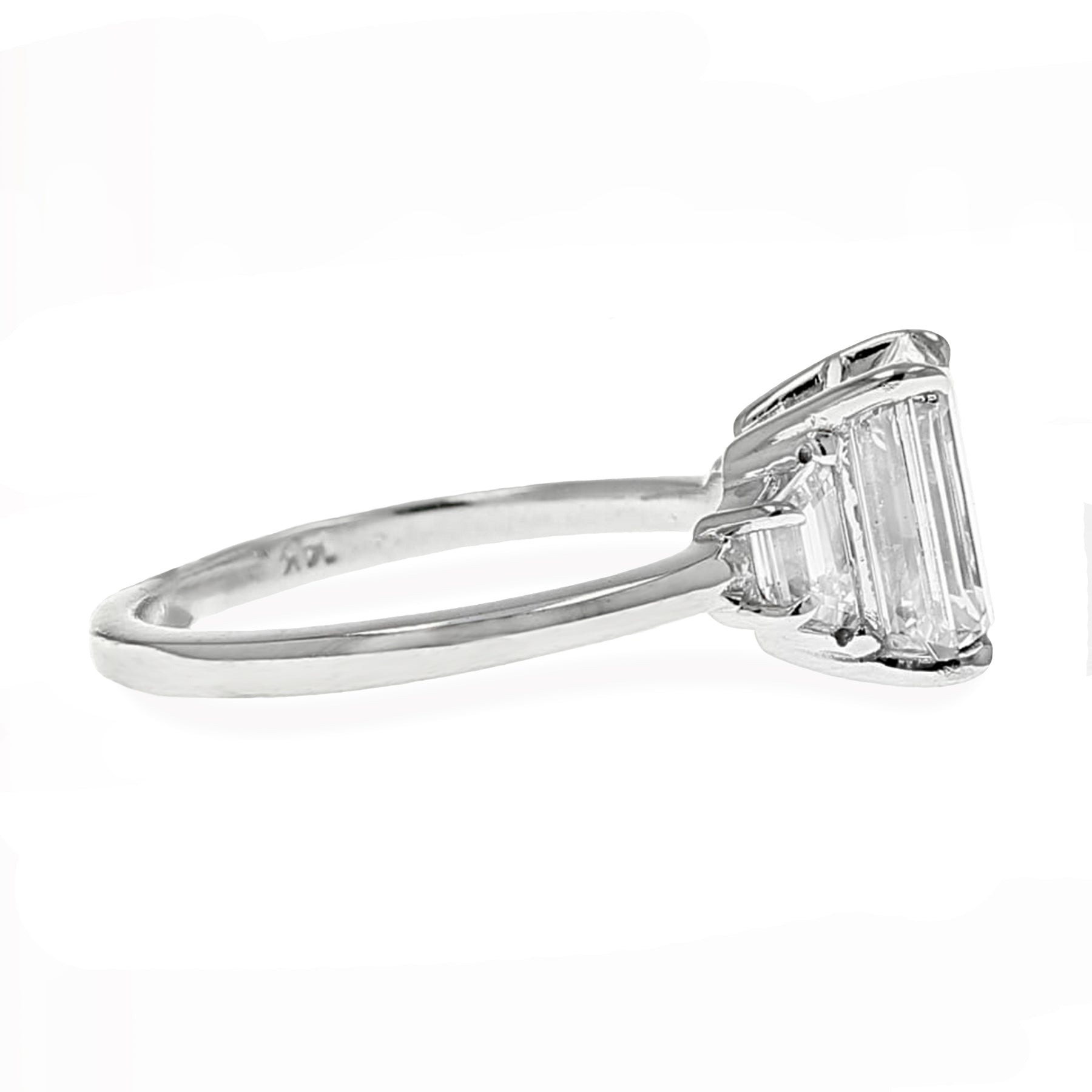 2.58ct Emerald Lab Grown Diamond Zoey Ring