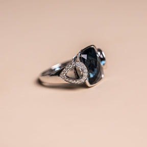 Agatha Ring