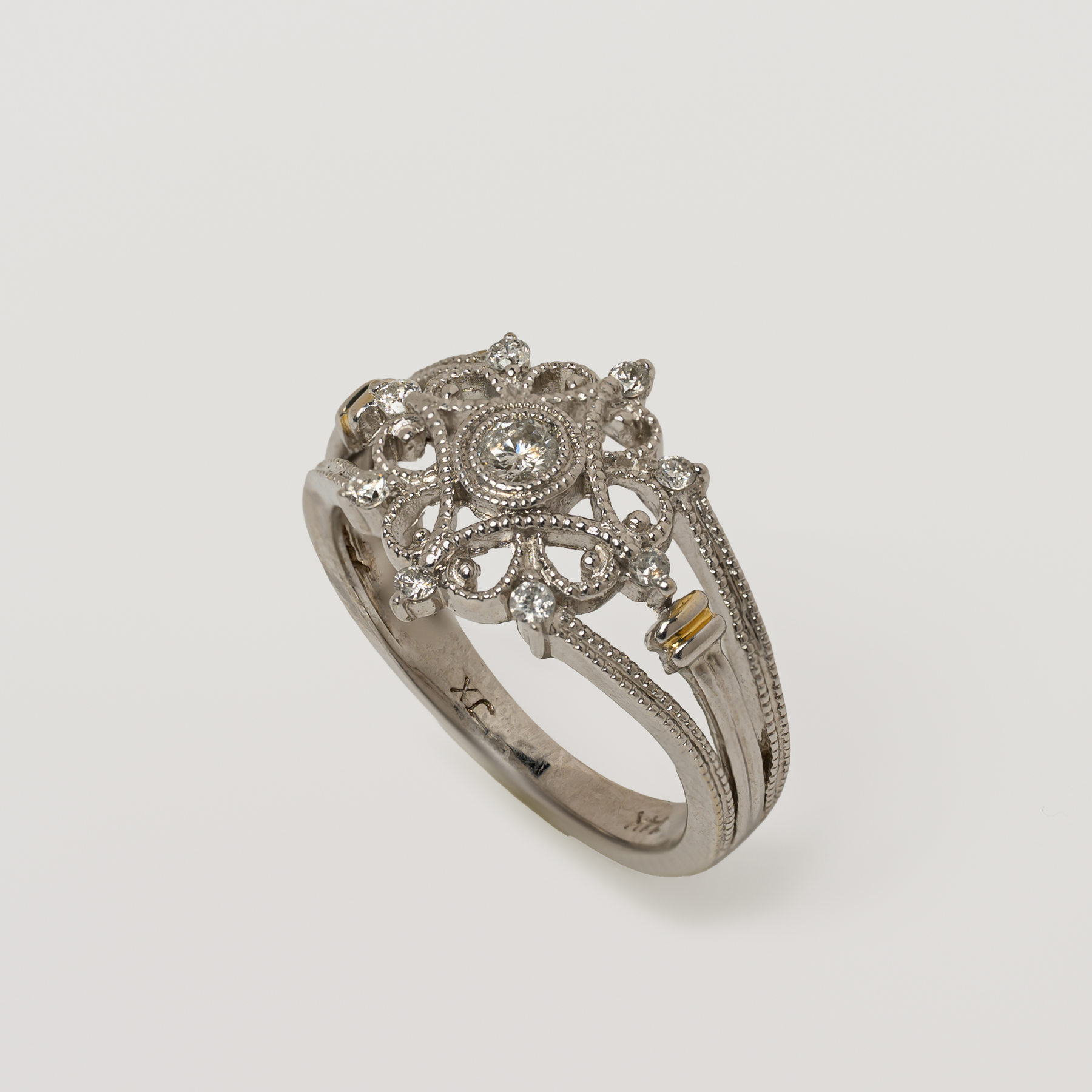 Matilda Ring