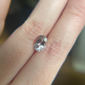 2.50ct Light Pink Oval Morganite