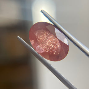 4.22ct Oval Oregon Sunstone