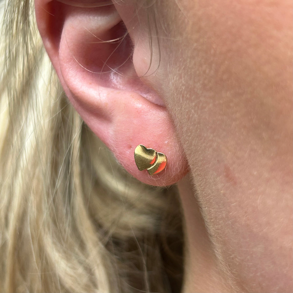 14KY Double Heart Stud Earrings