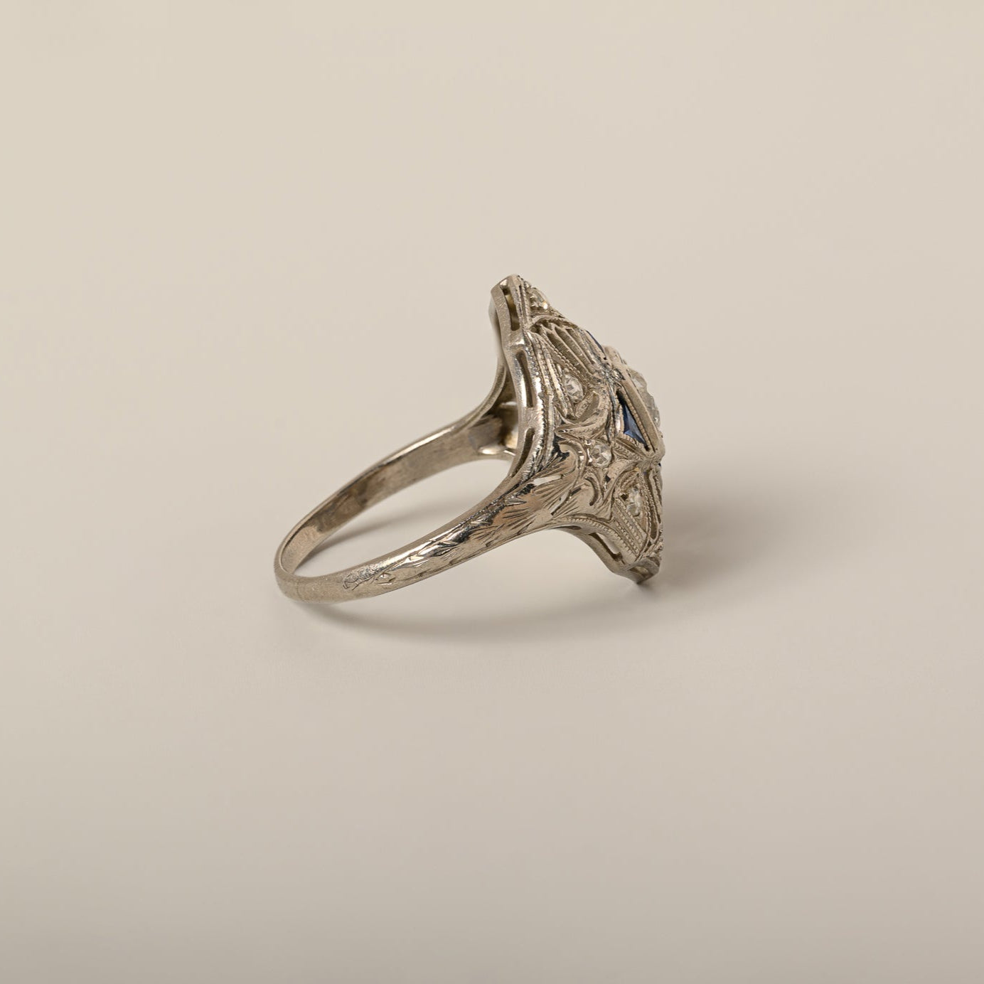 Cecilia Ring