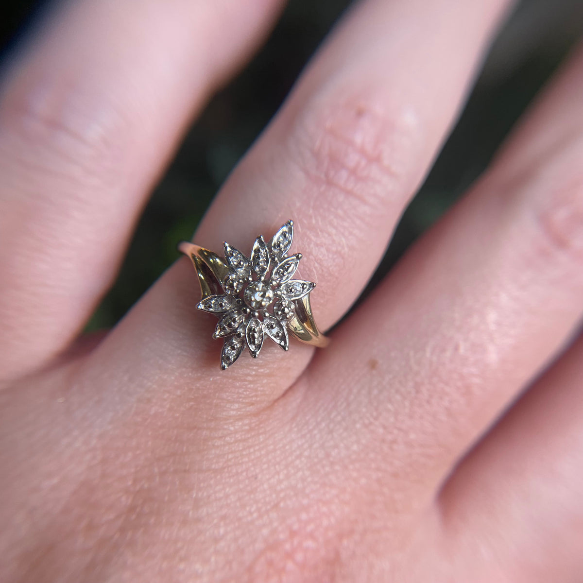 10KY Diamond Bypass Ring