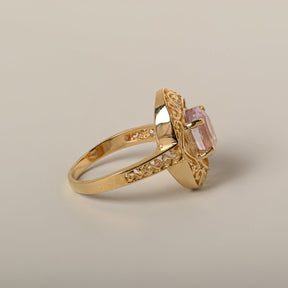 Faye Ring