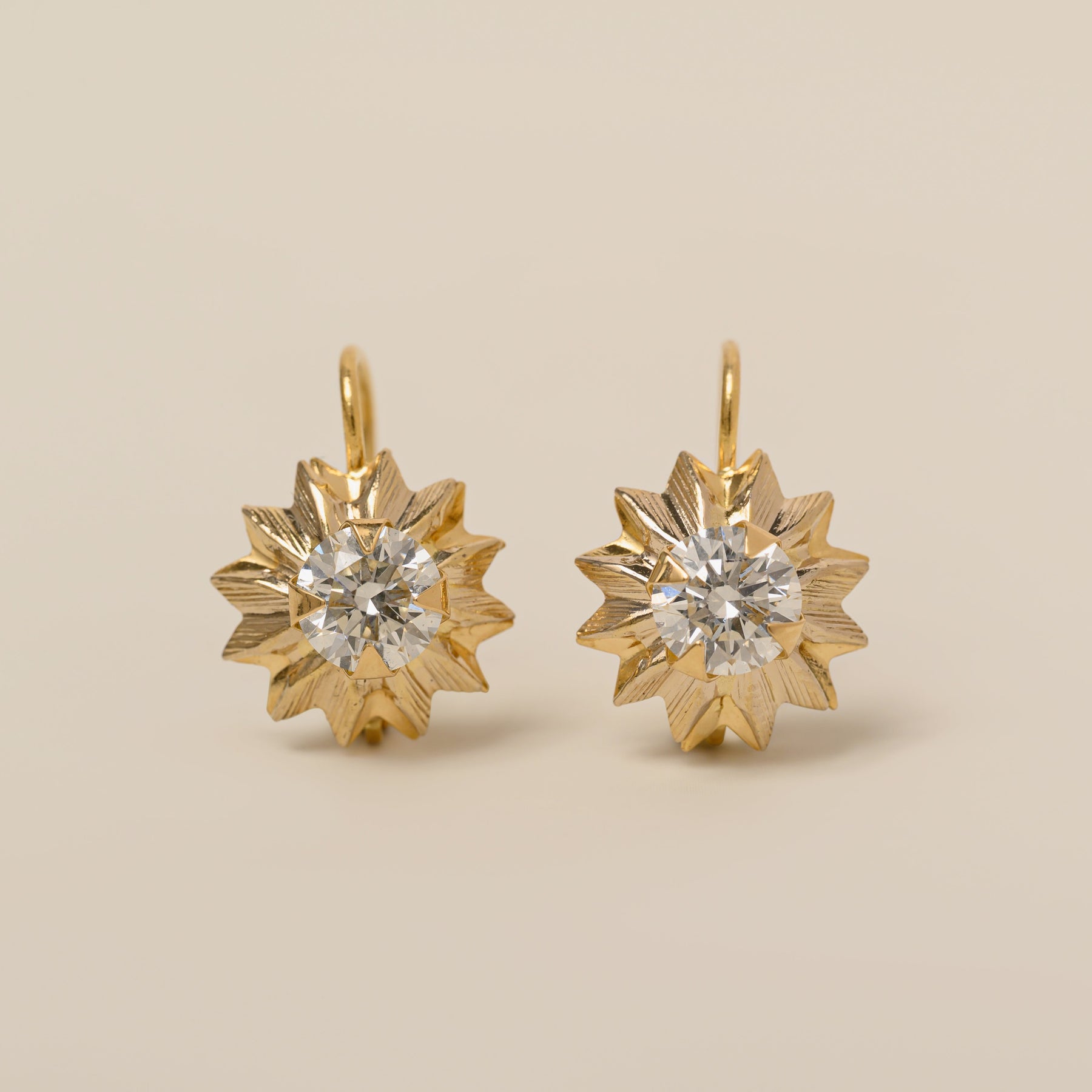 18k yellow gold leverback starburst lab diamond early mid century estate earrings
