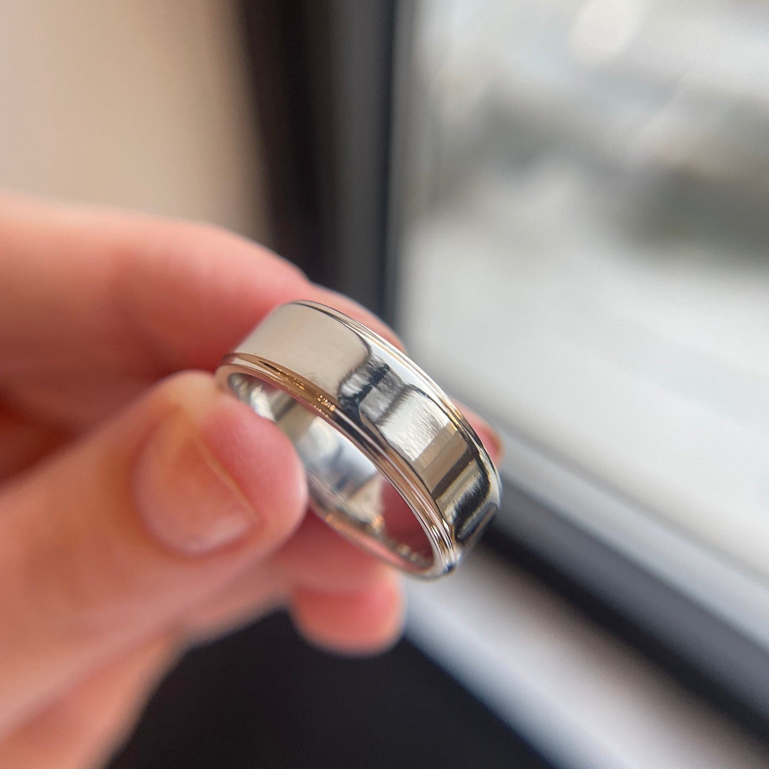 Platinum Men's Wedding Band