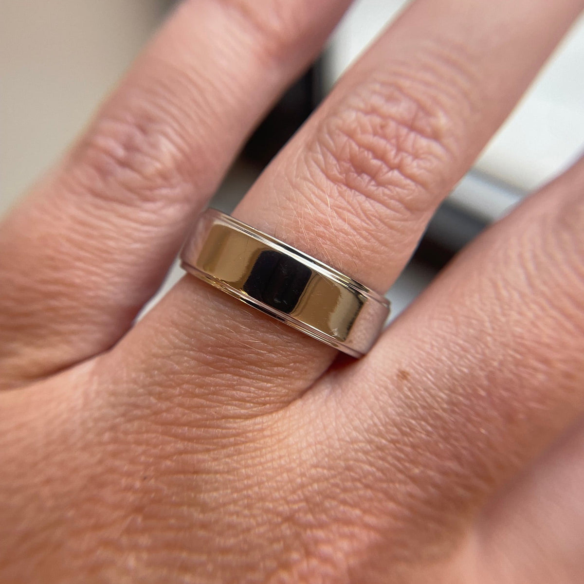 Platinum Men's Wedding Band