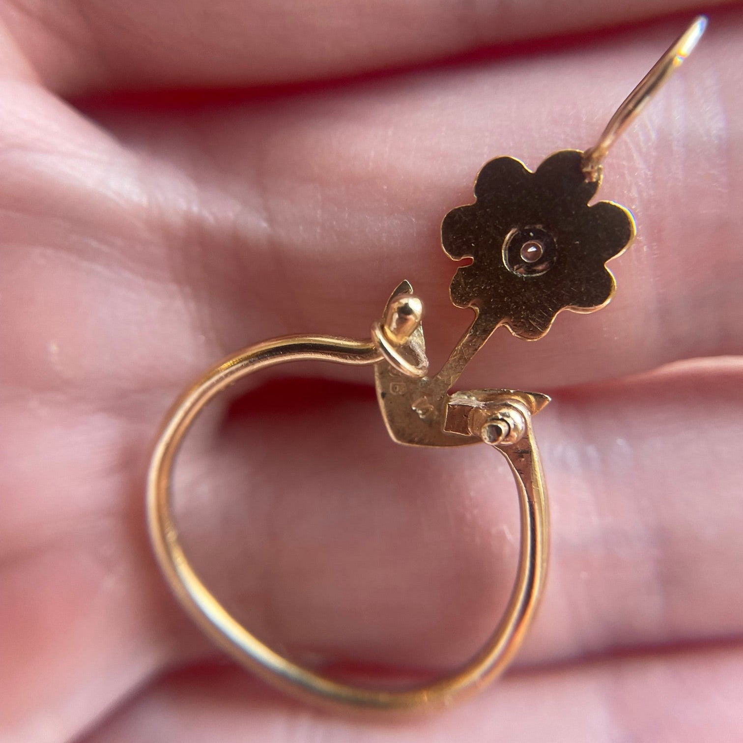 14K Yellow Gold Diamond Flower Charm Holder