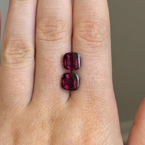 6.60tcw Sugar Loaf Rhodolite Garnet