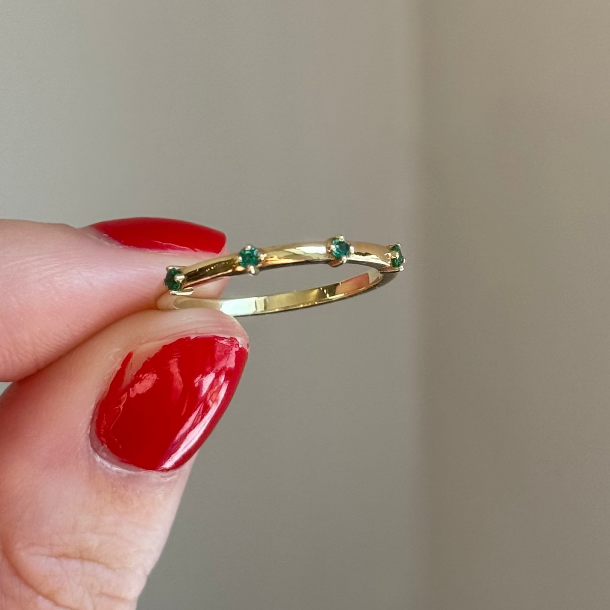 14K Yellow Gold Green Emerald Ring