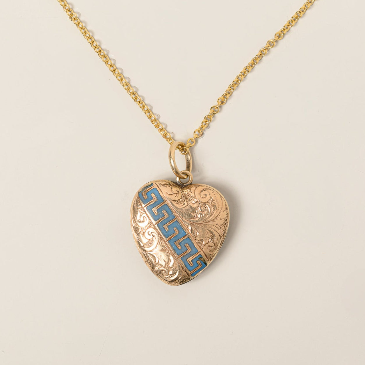 Mira Pendant