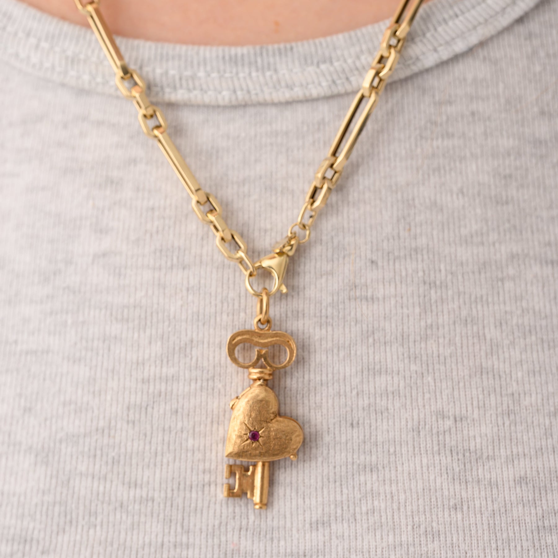 Polly Pendant