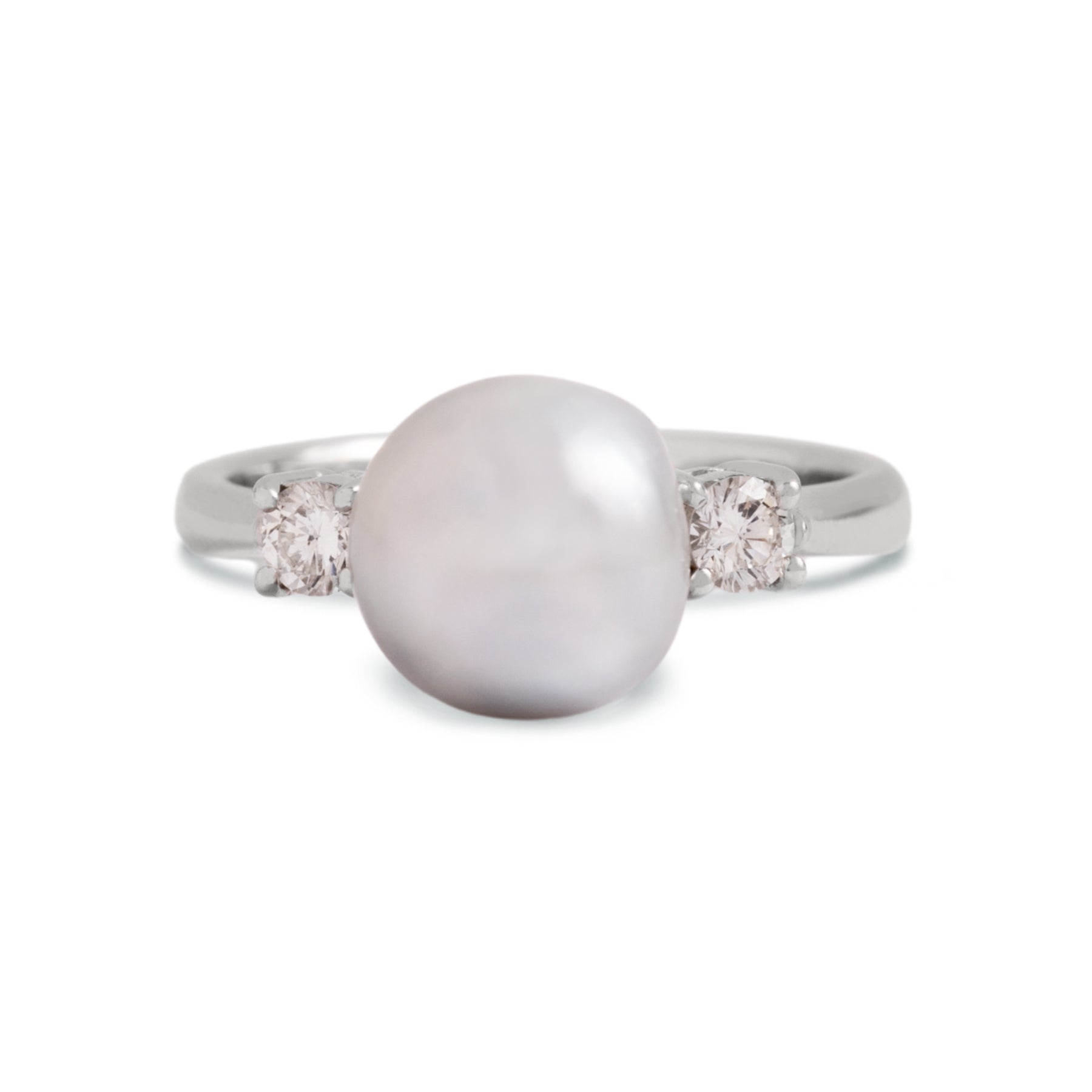 18k white gold 3 stone pearl and diamond estate ring