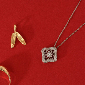 14K White Gold Diamond Filagree Pendant Necklace