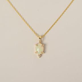 14k yellow gold oval opal with tiny diamond accent pendant necklace 16"