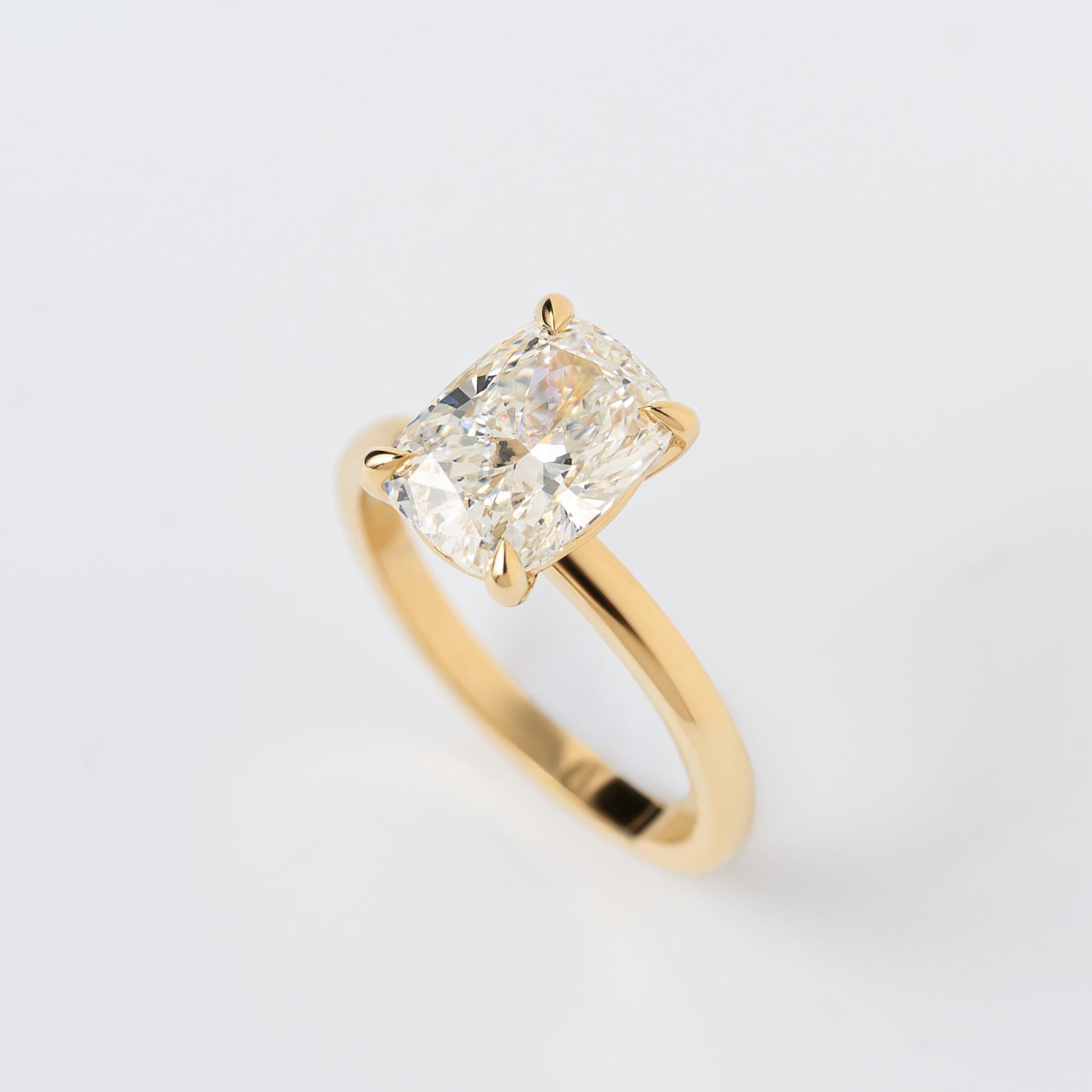 2.54ct Elongated Cushion Lab Grown Diamond Violet Ring
