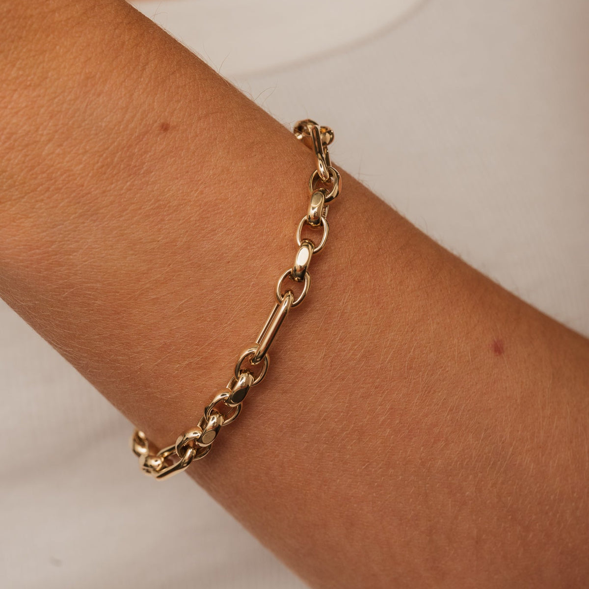 14k yellow gold chunky semi flat polished mixed fancy link bracelet