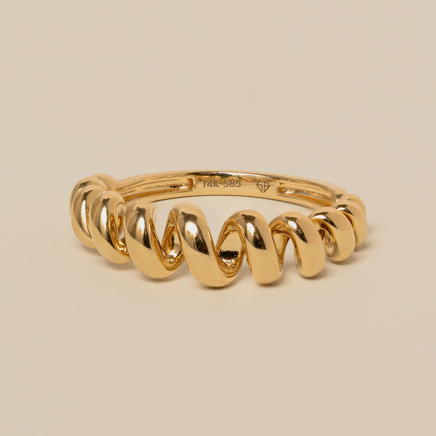 14k yellow gold phone cord ring