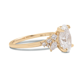 2.50ct Oval Lab Grown Diamond Astrid Ring