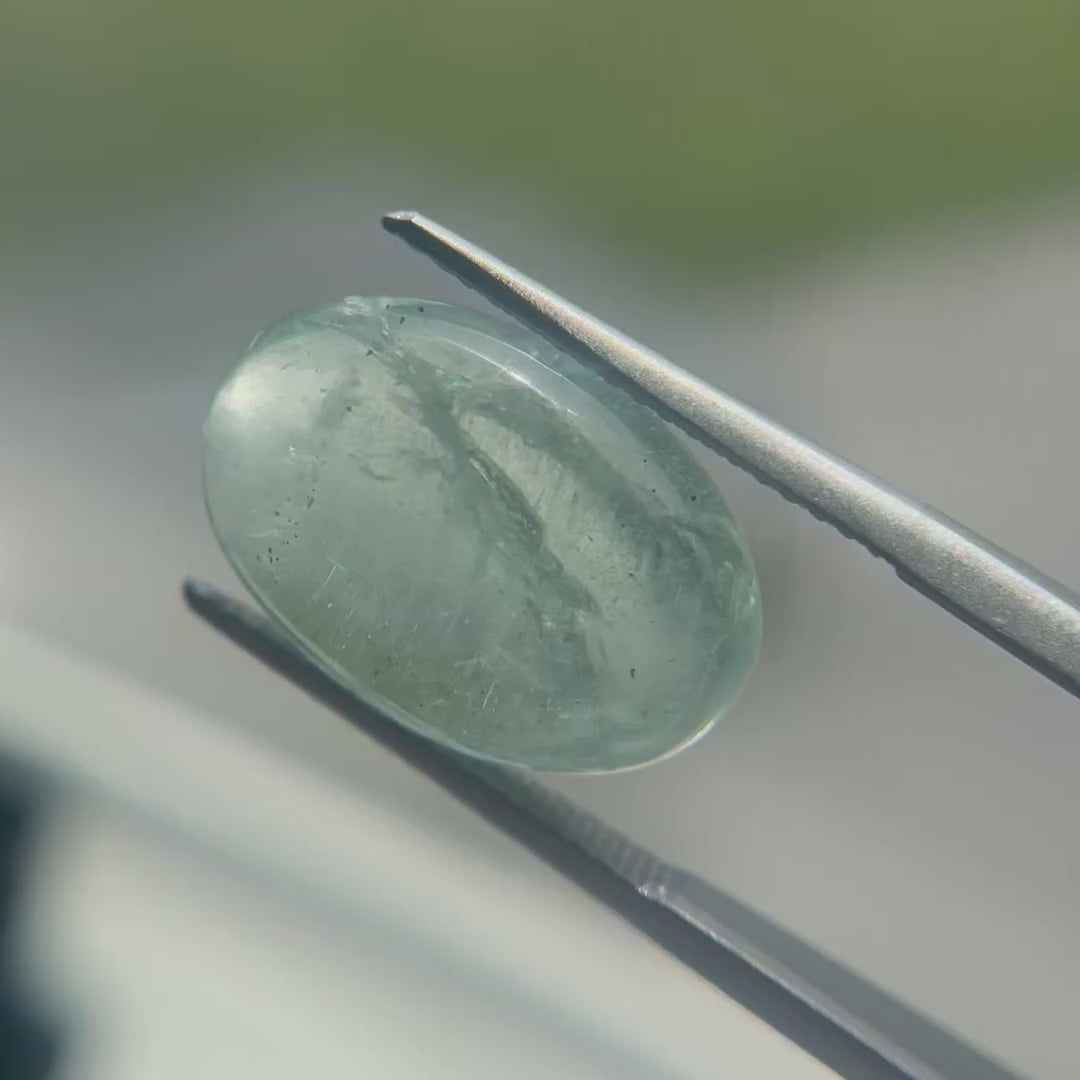 7.68ct Oval Cabochon Aquamarine