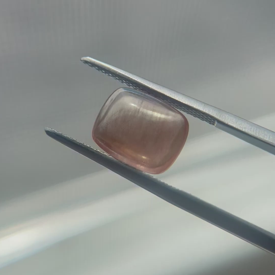 2.50ct Cabochon Cushion Sunstone