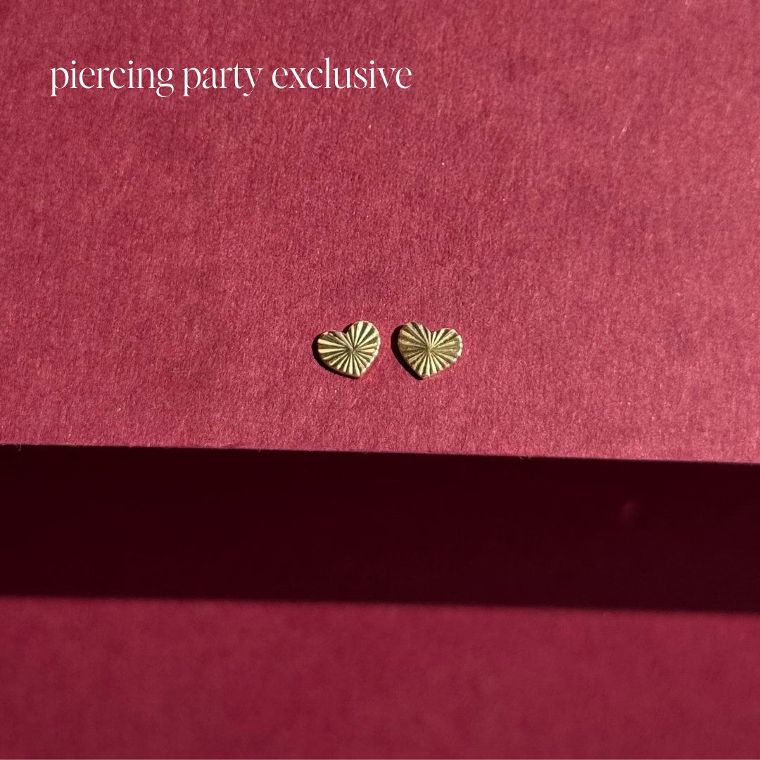 14k Fluted Heart Stud Earrings