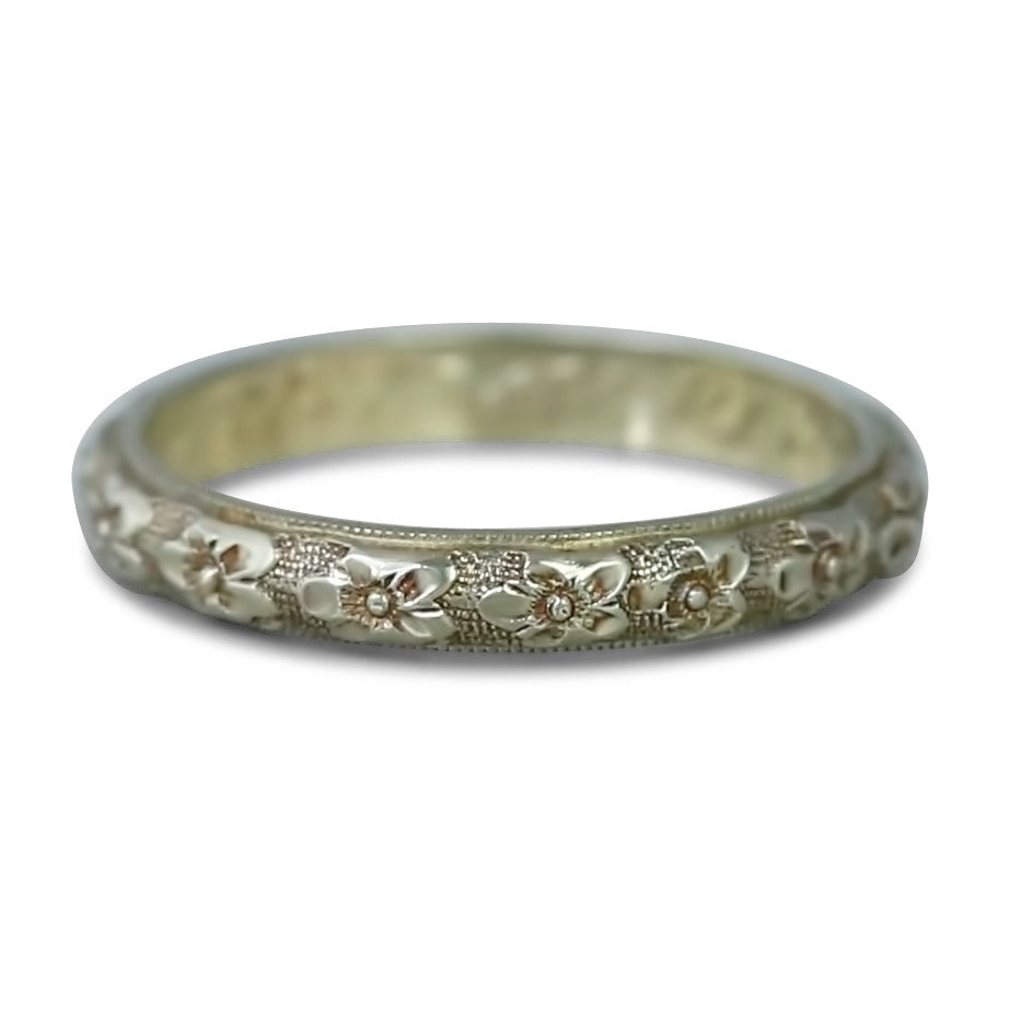 20k yellow gold flower pattern estate wedding band with engraving inside