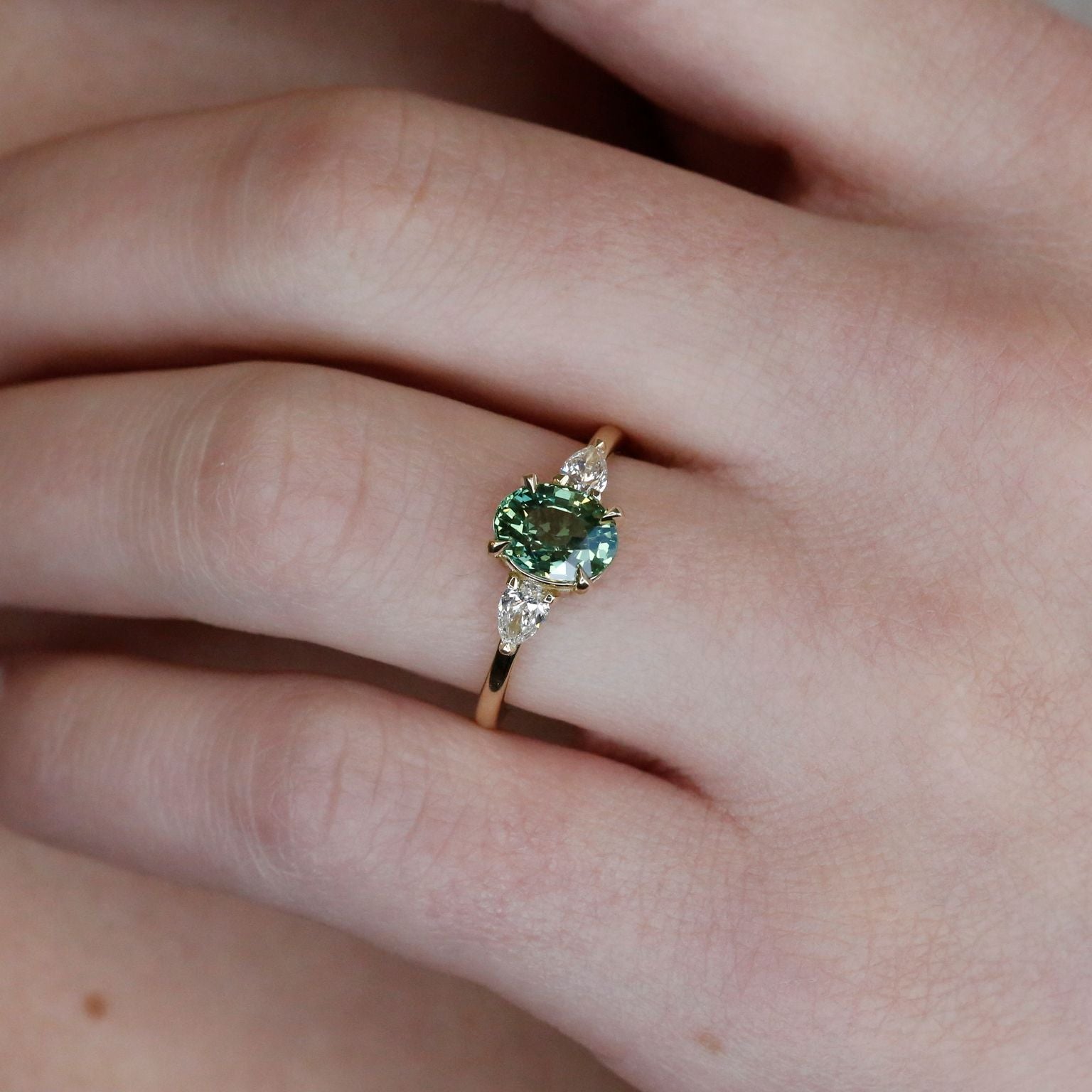 Hexagon cut green sapphire ring three stone kite cut emerald ring gold –  Ohjewel